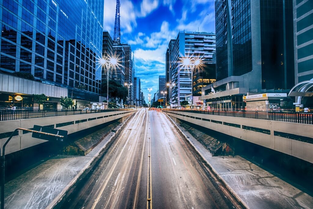 avenida sem trânsito